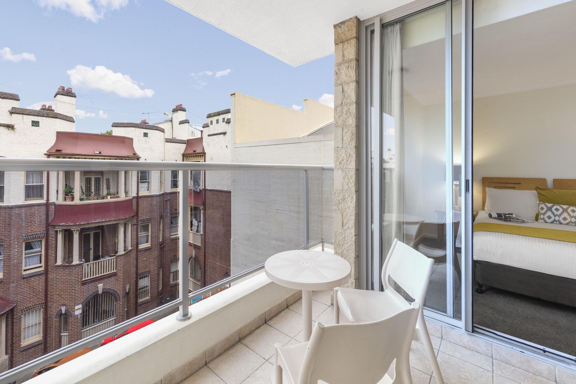 Nesuto Chippendale Aparthotel Sydney Exterior photo