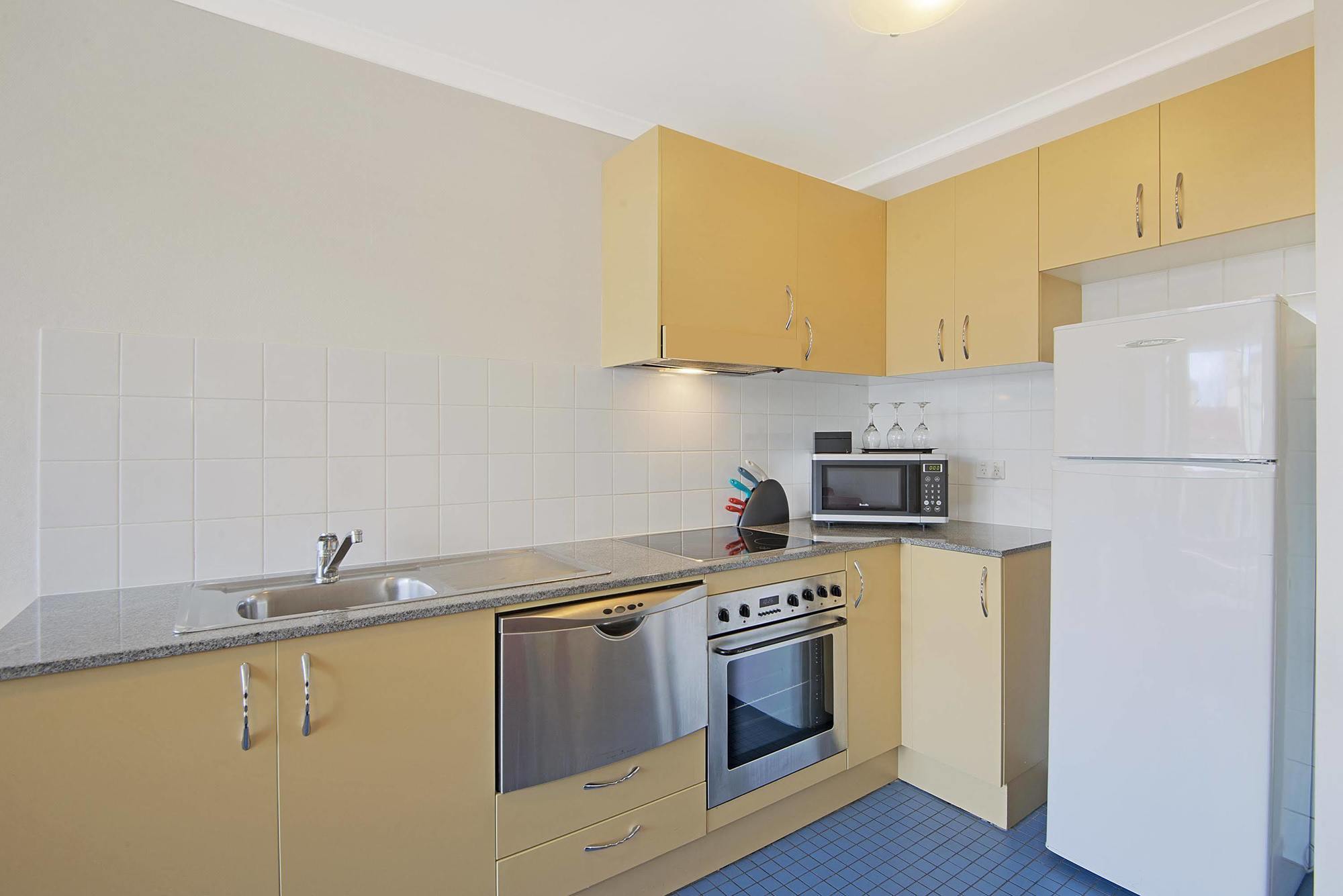 Nesuto Chippendale Aparthotel Sydney Exterior photo
